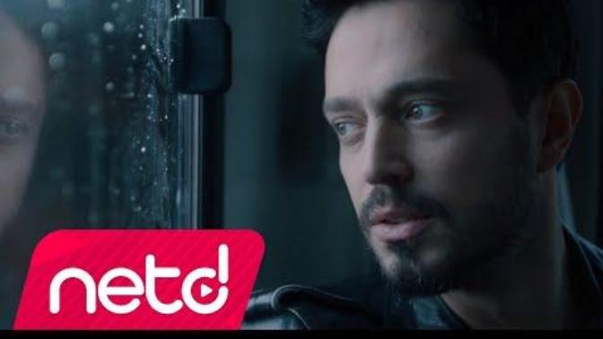 Murat Boz'un "Sevgilim" şarkısı 2 günde 1 milyon tıklanarak kendi rekorunu kırmış. Bu şarkıyı bu kadar dinlenesi kılan nedir?