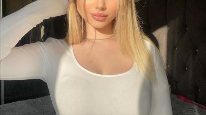 Hangi kız daha çekici biri zayıf diğeri balık etli?