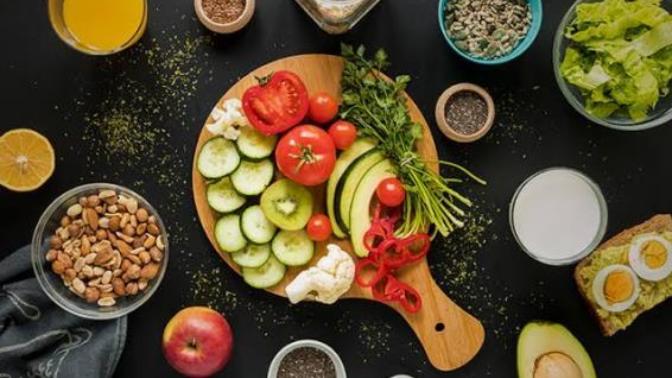 Yks öğrencisiyim sağlıklı beslenmek ve biraz ödem atmak istiyorum. Tavsiyeleriniz nelerdir?