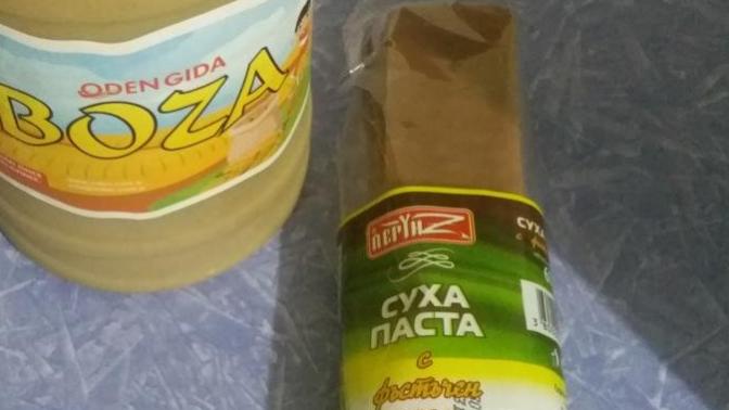 Boza ve çikolata mı sizinle paylaşıyım mı?