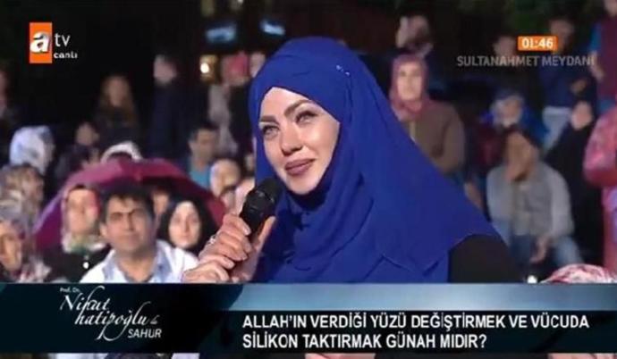 Hadise 'doğallık' dedi Seda Bakan'a meydan okudu! Sizce Hadise'nin makyajsız hali güzel mi?