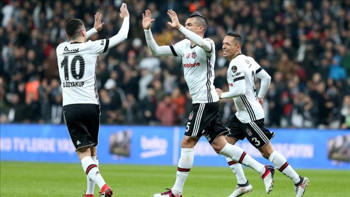 Ünlü astrolog Dinçer Güner Süper Lig Şampiyonu Galatasaray olacak demiş. Sen bu astrolojik ön görüye nasıl bakıyorsun?