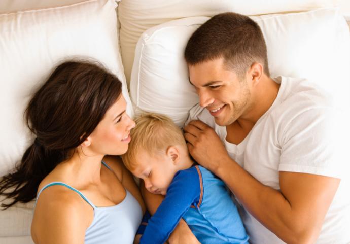 Çocuğun ebeveyniyle birlikte uyuması doğru mu?