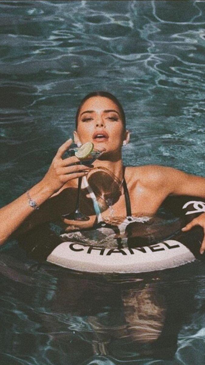 Hangi manken daha seksi ve güzel?