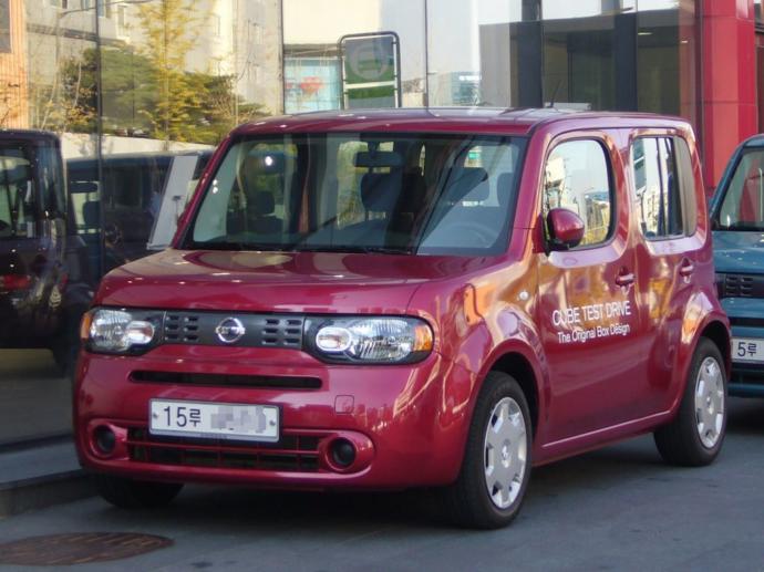 Nissan Cube