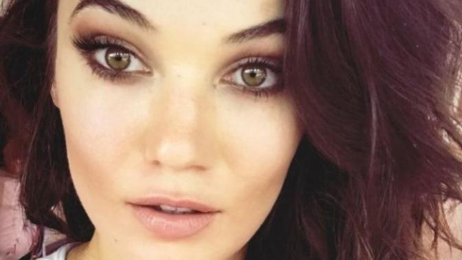 Hangisi daha güzel, Pınar Deniz mi Fahriye Evcen mi?