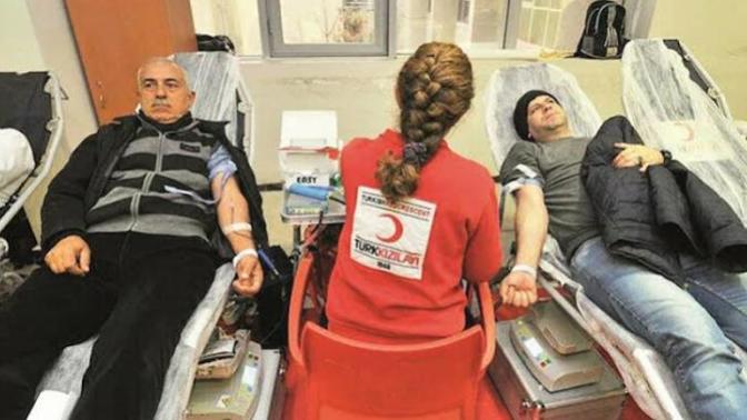 Hiç kan bağışı yaptınız mı, düzenli kan bağışı mı yapıyorsunuz?