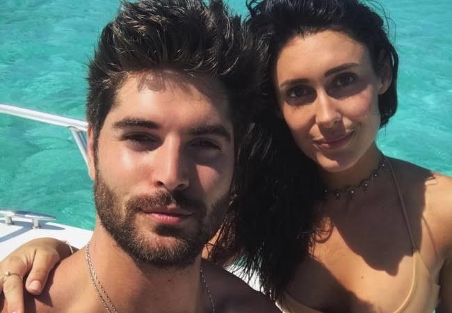 Ya, Nick Bateman gibi bir yakışıklının bile karısı benden çirkinken, ben neden ortalama yakışıklılıkta bir sevgili bulamıyorum?