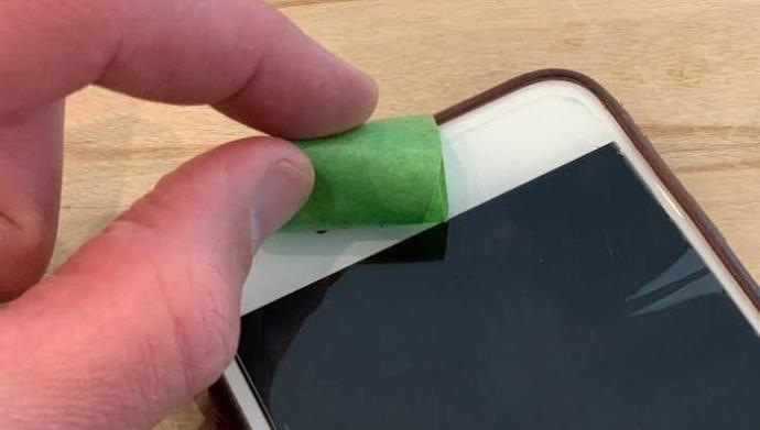 Akıllı telefon hoparlörü nasıl temizlenir?