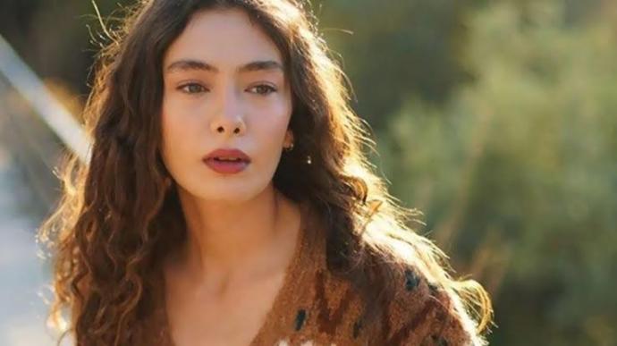 Neslihan atagül mü Fahriye Evcen mi daha güzel?