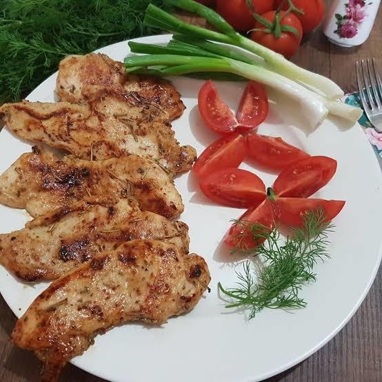 Tavuk göğsünü kurutmadan, güzelce soslayarak nasıl pişirebiliriz?