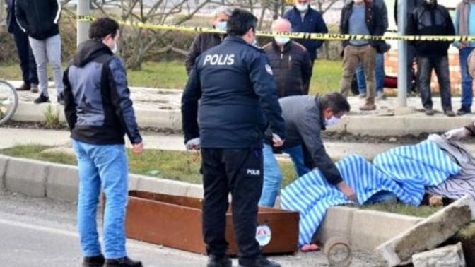 Samsun'da 4 araca çarpan sürücü yol kenarında intihar etti. İnsanlar neden kolay intihar ediyor?