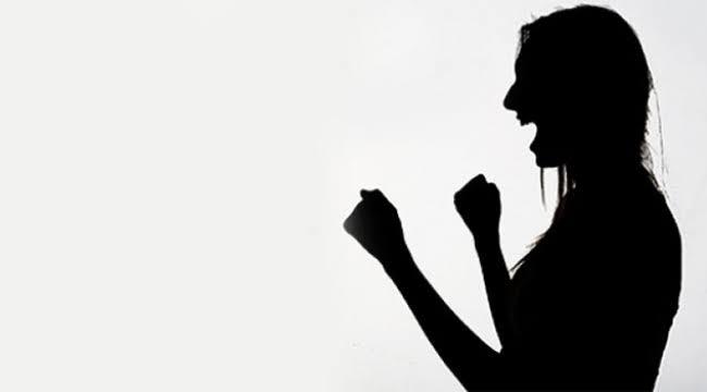 Sizi artık istemeyen bir erkeğin peşinden koşar mısınız?