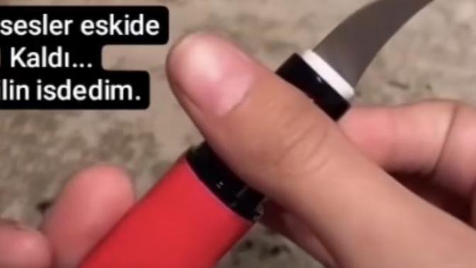 Erkekler çantamıza ne koyuyoruz biliyor musunuz?