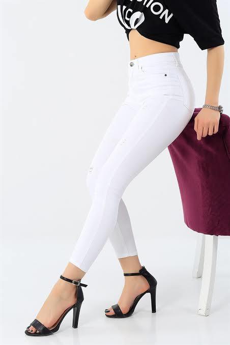 Günlük streç dar paça pantolon nasıl kombinlemeyi tercih edersiniz?
