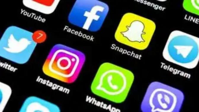 Fake hesabınız var mı? Stalk yapar mısınız?