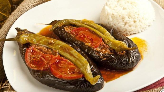 Patlıcan ile yapılan yemeklerden hangisini seversin?
