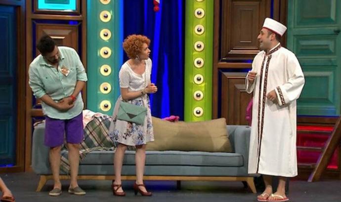 Türk Diyanet_sen güldür güldür show  kaldırılsın dedi ! Diyanet haklı mı?