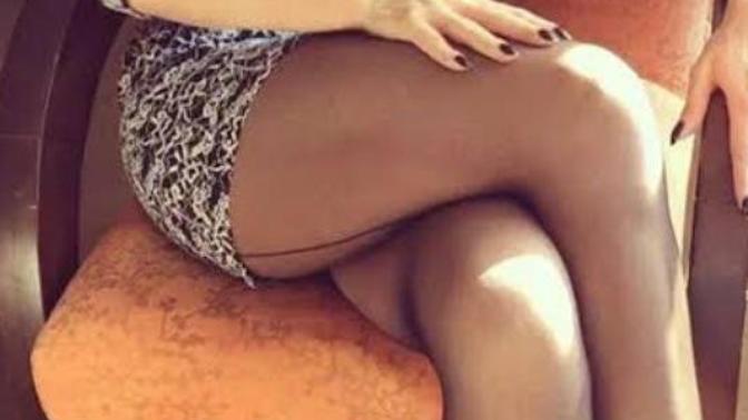Eşimle haftasonu dışarı çıkıcaz samimi olduğumuz bir arkadaş grubumuzun yanına gidicez ama eşim bu elbiseyi giymek istiyor?