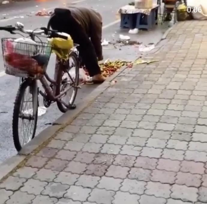 Türkiyede yoksulluk var mı?
