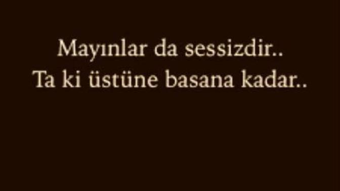 Yakanızdan düşmeyen eski sevgiliye ne söylemek istersiniz?