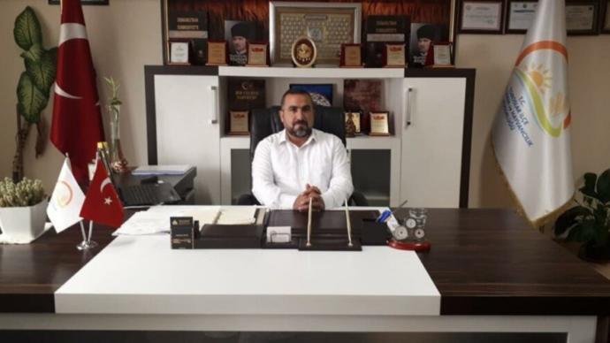 Kız sen dulsun ne yapıyorsun da su faturan bu kadar yüksek geliyor? Daha önce hiç ahlaksız bir soru aldınız mı?