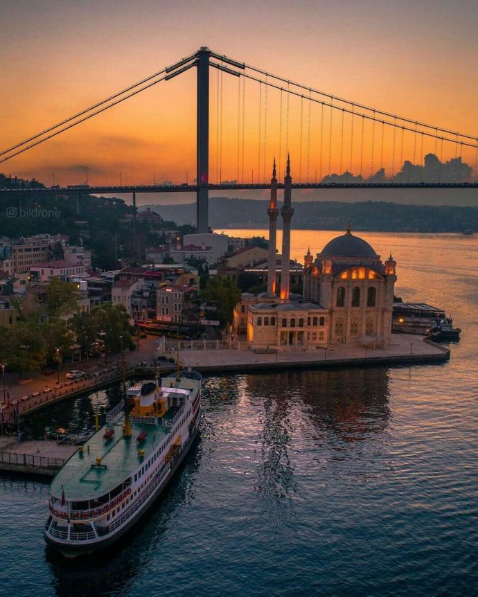 Türkiyeden gitme şansı elinize geçse gider miydiniz, kalır mıydınız?