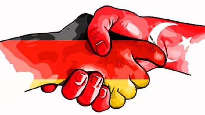 Almanya'da Almanlar yaşıyorsa Sakarya'da sakarlar mı yaşar?