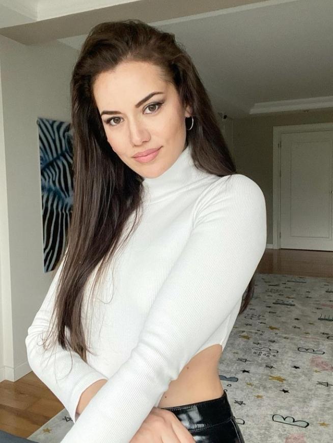 Fahriye Evcen