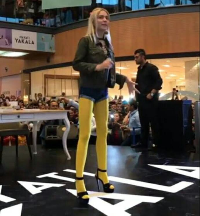 Aleyna Tilki nin yeni halinde ki fiziği nasıl sizce?