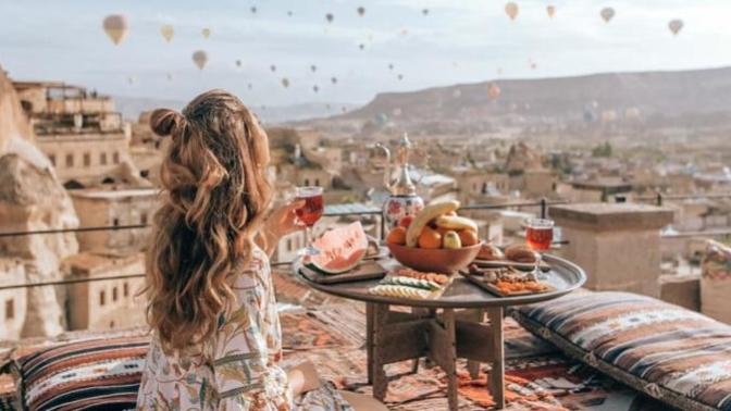 Türkiye'ye ilk defa seyahat edecek olan turiste ne tavsiyeleri verirdin?