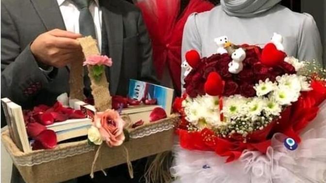 Kız istemeye sepet dolusu kitapla gitmek moda olur mu dersiniz?