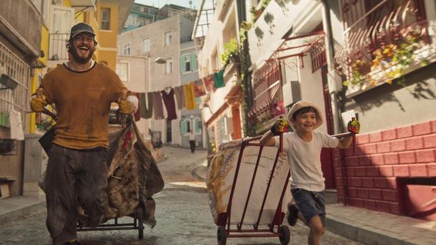 Sizce Netflix'te olup kesinlikle izlenmesi gereken diziler/filmler hangileridir?