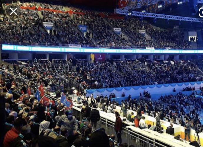 Covid-19 gölgesinde kongreler! AK Partinin 7. Olağan Kongresindeki görüntülerle ilgili neler düşünüyorsunuz?