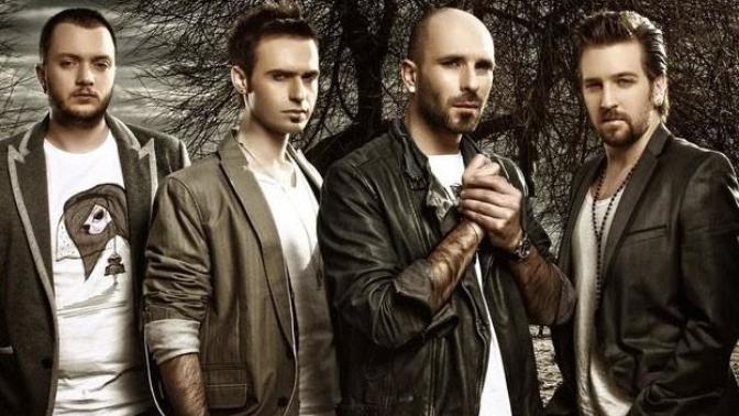 Sizce Türkiyenin en iyi rock grup/sanatçısı hangisi?