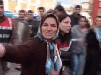 Polislere oldum olası hayranım?