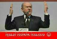 Sizi söyledikleriyle en çok güldüren siyasetçi kim?