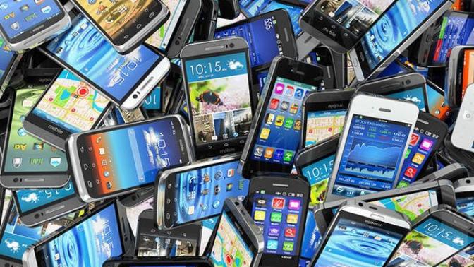 Türkiye'de üretilen yerli marka cep telefonlarını tercih ediyor musunuz?