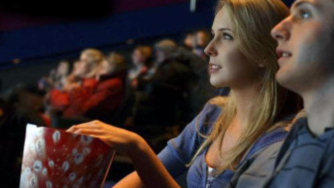 Film izlemeyi seviyor musunuz? Nasıl izlemeyi tercih ediyorsunuz?