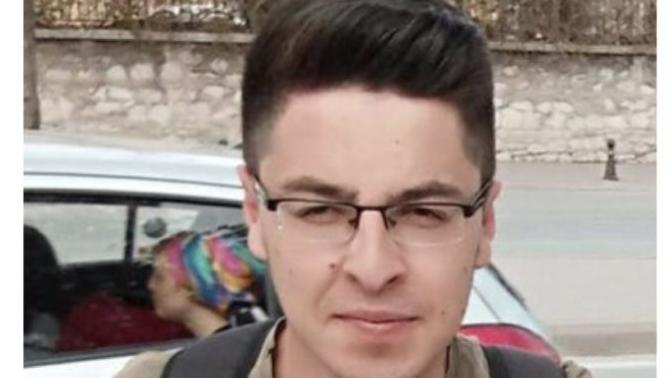 Kızlar sizce hangi halim?