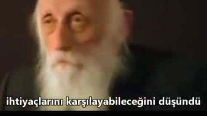 Sevgi sendeki bana yatirim yapmaktır ve sevgilerimiz malesef balık sevgisi gibi, siz de aynı fikirde misiniz sizce sevgi nedir?