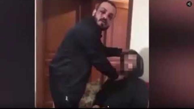 Şok görüntüler Kemal Alcu bıçakla rehin aldı zorla video çektirdi: Ceren gelir misin?