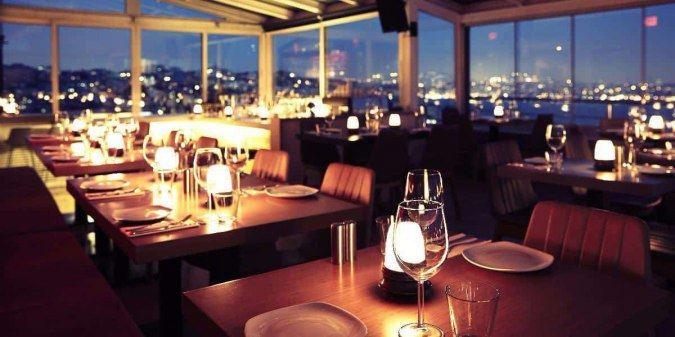 Ilk buluşmada lüks restorana gitmek şart mı?