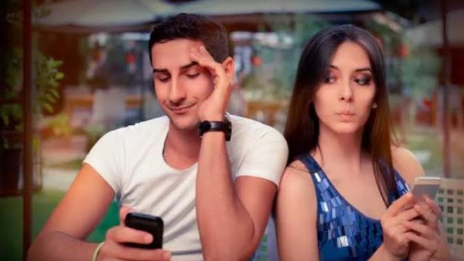 Aşkta söylenen hangi pembe yalanların affı olur?