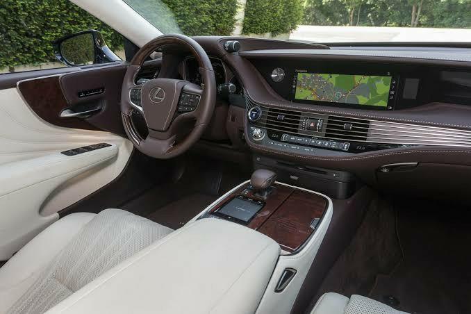 Mercedes G500 mü yoksa G63 mü?