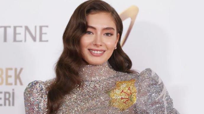 Amber Heard mı Neslihan Atagül mü daha güzel?