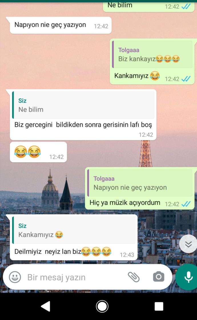 Bu çocuğun amacı arkadaşlık mı aşk mı?