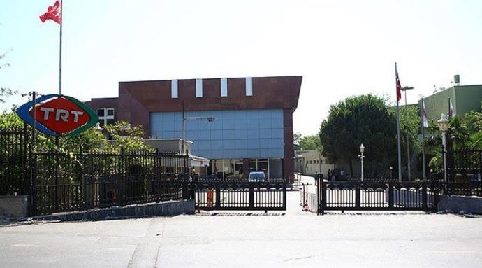 Senin, benim vergilerimle ayakta duran TRT Anayasal düzene karşı çıkıyor! Kurumda harem selamlım sınav yapıldı, ne düşünüyorsunuz?