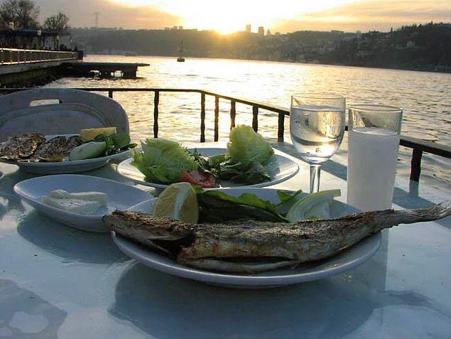 Hangisini alırsınız; öğle rakısı mı, akşam rakısı mı?