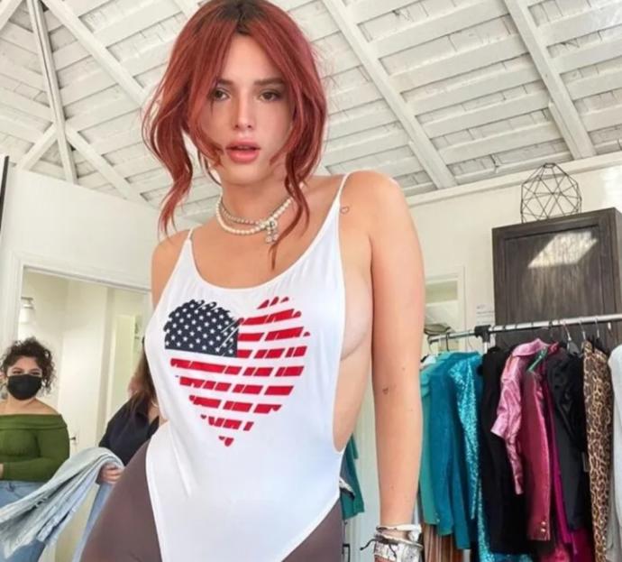 Bella Thorne imajını değiştirdi! Yeni imajını nasıl buldunuz?